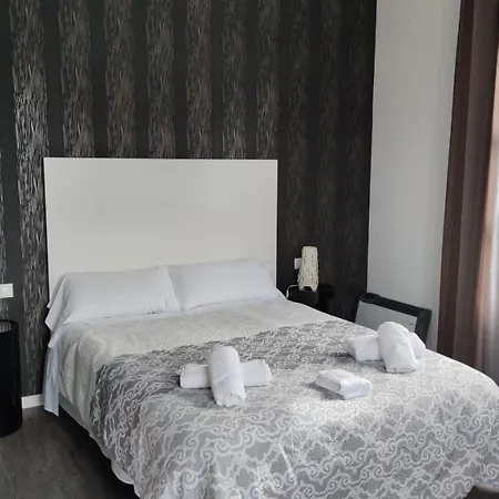 Hotel Oleum 2*