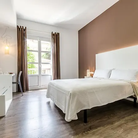 Hotel Oleum 2*